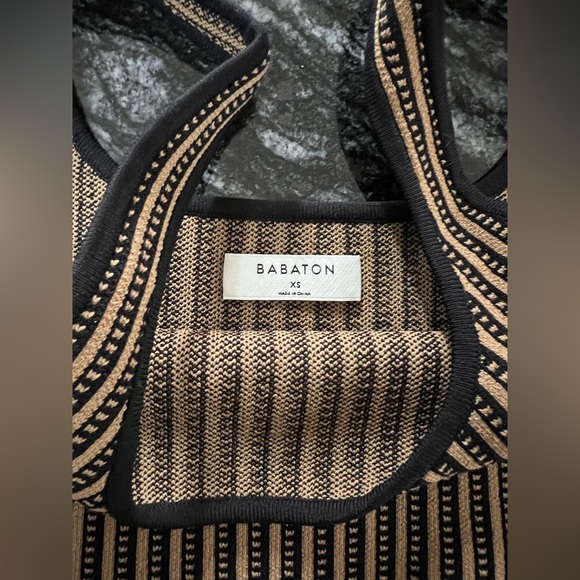 Babaton Top - Picture 3 of 3